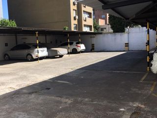 Foto 4 de Cochera semi- cubierta en alquiler