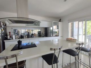 Foto 13 de VENTA DE CASA EN Tigre