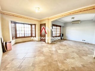 Foto 2 de VENTA DE CASA EN Tigre