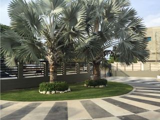 Foto 2 de SE VENDE CASA DE LUJO EN LAGOS DEL  CAUJARAL