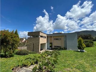 Foto 2 de VENDO CASA EN CONJUNTO CERRADO EN LA CALERA