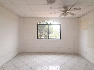Foto 8 de VENTA DE CASA ESQUINERA TORNERO III (VM)