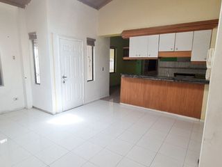 Foto 5 de VENTA DE CASA ESQUINERA TORNERO III (VM)