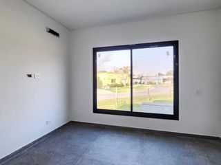 Foto 21 de Casa en  venta en  barrio San Matías, Escobar, Zona Norte.