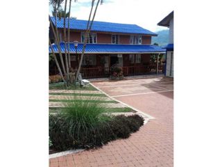 Foto 6 de finca de recreo en venta en el lago calima