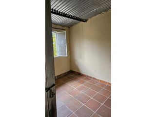 Foto 4 de VENDO LOTE CON DOS CASAS, BARRIO EL CAMPESTRE
