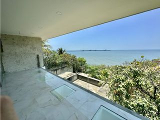 Foto 47 de VENTA CASA CON PLAYA SEMI-PRIVADA & VISTA AL MAR EN PRIMERA LINEA