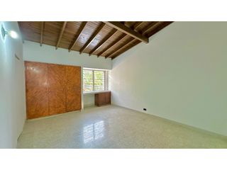 Foto 13 de Casa en el sector de Conquistadores con local de 38 m²