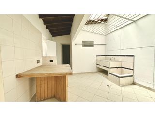 Foto 12 de Casa en el sector de Conquistadores con local de 38 m²