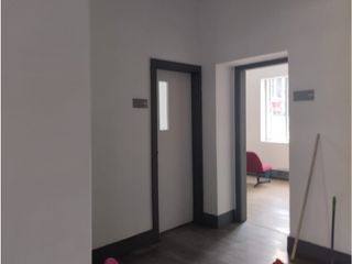 Foto 18 de La Pradera, Casa Comercial en Renta, 400m2, 12 Ambientes