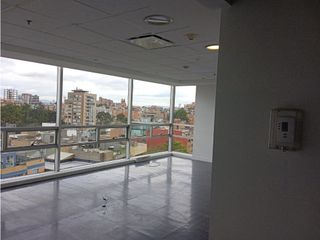 Foto 17 de OFICINA EN VENTA ED PARALELO 108
