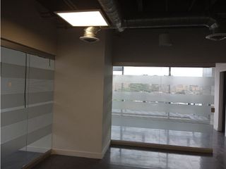 Foto 14 de OFICINA EN VENTA ED PARALELO 108