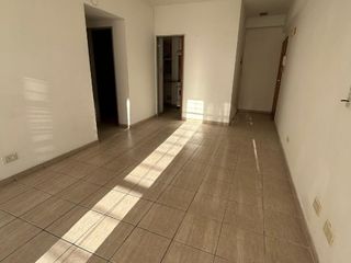 Foto 3 de Departamento en alquiler en Lanus Oeste