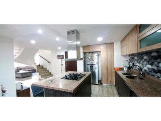 Foto 7 de ARRIENDO APARTAMENTO PENTHHOUSE REMODELADO.SOTILEZA.TERRAZA. ESTUDIO