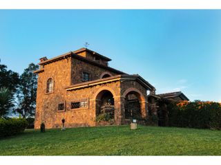 Foto 43 de se vende Casa Campestre estilo Toscano Villa Italiana en Venta