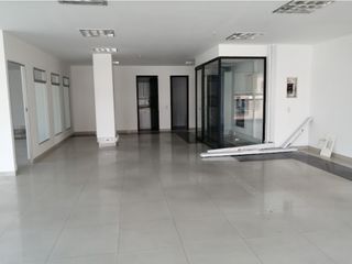 Foto 10 de SE VENDE EDIFICIO EN EL CHICO