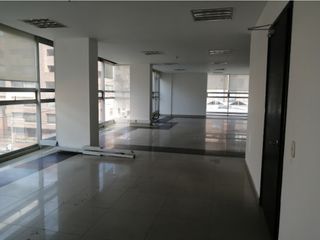 Foto 9 de SE VENDE EDIFICIO EN EL CHICO