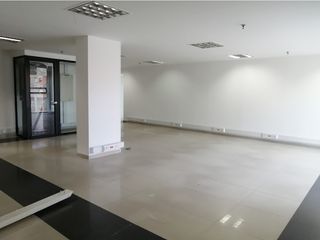 Foto 6 de SE VENDE EDIFICIO EN EL CHICO