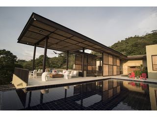 Foto 2 de HERMOSA CASA PARA LA VENTA -  VILLETA - CUNDINAMARCA
