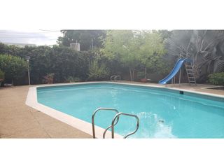 Foto 10 de Casa de 6 hab y piscina en venta barrio La Magdalena - Girardot,