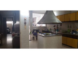 Foto 14 de Casa de 6 hab y piscina en venta barrio La Magdalena - Girardot,
