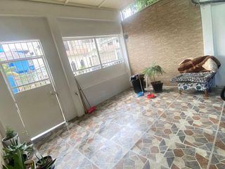 Foto 6 de Casa Rentera en Bellavista en Venta AdrM