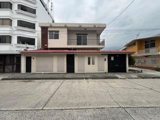 Foto 1 de Venta de casa esquinera ideal para inversión en Kennedy GabR