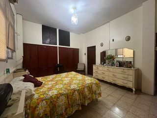 Foto 11 de Venta de casa esquinera ideal para inversión en Kennedy GabR