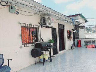 Foto 4 de Casa Esquinera en Venta en Mapasingue   GraC