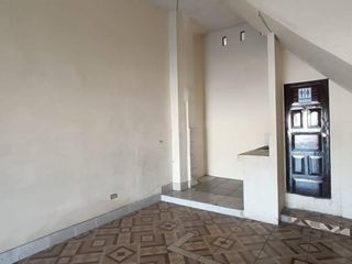 Foto 6 de Local Comercial en Alquiler, Av 25 de Julio, GinS