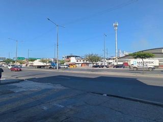 Foto 4 de Local Comercial en Alquiler, Av 25 de Julio, GinS