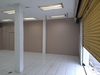Foto 8 de Alquiler Local Comercial frente a Mercado de Las Esclusas Sur de Gye SanS
