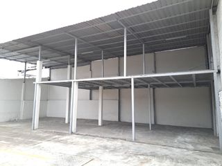 Foto 11 de Alquiler Terreno y Local de 810 m² frente al Mercado Las Esclusas Sur Gye SanS