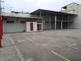 Foto 1 de Alquiler Terreno y Local de 810 m² frente al Mercado Las Esclusas Sur Gye SanS