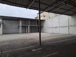 Foto 5 de Alquiler Terreno y Local de 810 m² frente al Mercado Las Esclusas Sur Gye SanS