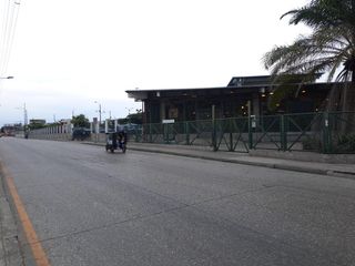 Foto 13 de Alquiler Terreno y Local de 810 m² frente al Mercado Las Esclusas Sur Gye SanS