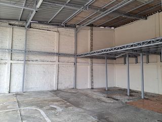 Foto 9 de Alquiler Terreno y Local de 810 m² frente al Mercado Las Esclusas Sur Gye SanS