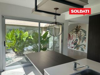 Foto 8 de Casa Santa Elena, con 3 cuartos y escritorio. Pileta, parrilla, piscina. Excelente.