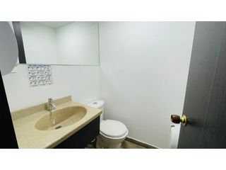Foto 26 de Venta Oficina en Casa de dos Pisos 336 M2 en Niza Sur Bogotá