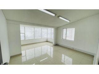 Foto 28 de Venta Oficina en Casa de dos Pisos 336 M2 en Niza Sur Bogotá