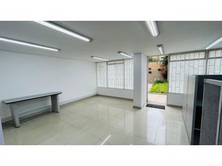 Foto 17 de Venta Oficina en Casa de dos Pisos 336 M2 en Niza Sur Bogotá