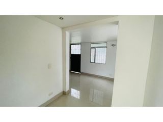 Foto 6 de Venta Oficina en Casa de dos Pisos 336 M2 en Niza Sur Bogotá