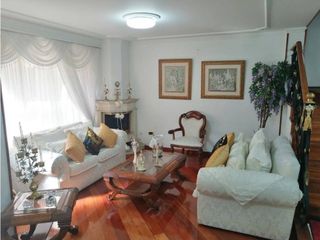 Foto 3 de CASA 251 M2 SANTA CECILIA 2 CHA | 267 |
