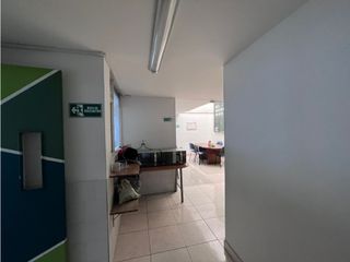Foto 33 de CASA COMERCIAL EN VENTA  EL ESTORIL PASADENA
