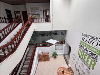 Foto 2 de CASA COMERCIAL EN VENTA  EL ESTORIL PASADENA