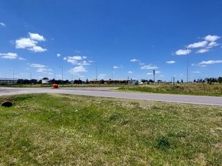 Foto 16 de Terreno en Alquiler en Acceso Oeste