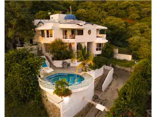 Foto 1 de VENTA CASA ALTOS DE MAGOGO- SANTA MARTA