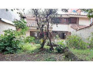 Foto 5 de Amplia casa con jardín para arriendo en Santa Ana Occidental