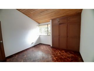 Foto 19 de Amplia casa con jardín para arriendo en Santa Ana Occidental