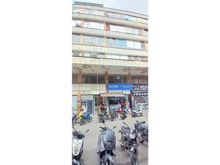 Foto 13 de Venta oficina local en La Candelaria, Medellín Edificio Roldano